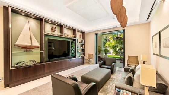 Exceptional Beachside Villa beachside in Marbella Club, picture 7