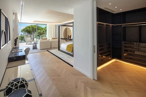 Spectacular Modern Villa with Prime Location in Marbella, picture 12