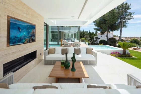 Spectacular Modern Villa with Prime Location in Marbella, picture 6