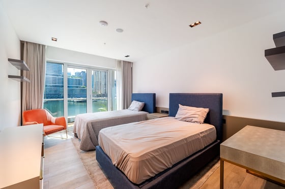 Exclusive | Villa Style Living | Marina Views, picture 12