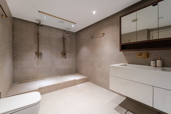 Exclusive | Villa Style Living | Marina Views, picture 15