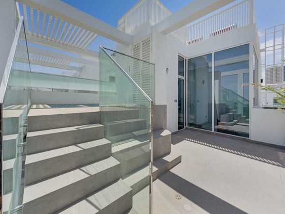 Vacant  |  Lagoon View  |  Rooftop Pool., picture 28