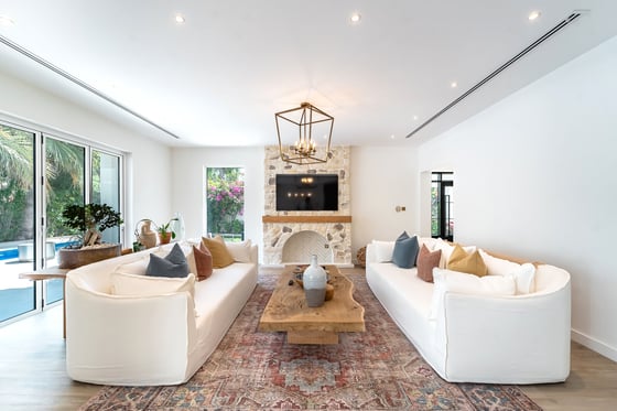 Fully Renovated | Backing park | Large plot, picture 8