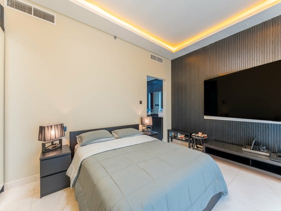 Upgraded | Large Layout | Furnished....., picture 11