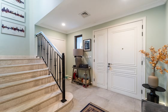 Negotiable | Upgraded | Private Pool...., picture 17