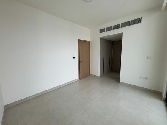 Handed Over | Single Row | Mortgage Eligible, picture 11