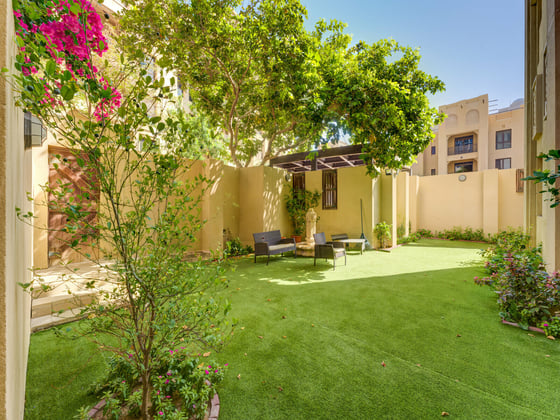 Rare Layout | Private Garden | Spacious Layout, picture 1