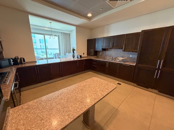 Sea Views | Vacant | Large Layout......., picture 9