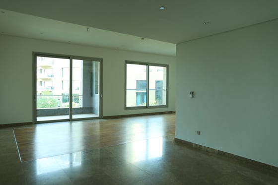 Sea Views | Vacant | Large Layout......., picture 1