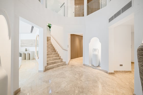 Desirable Frond | Private Beachfront Living, picture 4