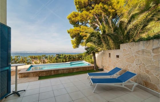 Unique property with two swimming pools first line to the se, picture 18