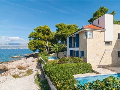 Unique property with two swimming pools first line to the se, picture 16