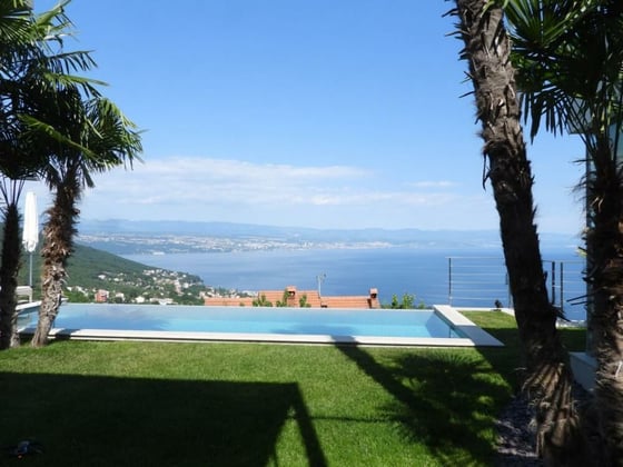 Luxury villa with beautiful sea views, swimming pool in Lovr, picture 4