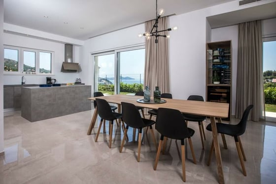 Awesome modern villa with sea views in Dubrovnik outskirts, picture 13