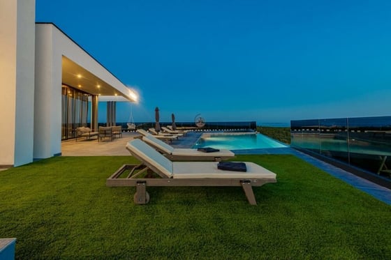 Gorgeous duplex villa in Novalja, Pag on 32000 sq.m. of land, picture 3