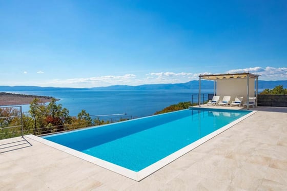 Beautiful 1st line villa in Kraljevica, for sale, picture 3