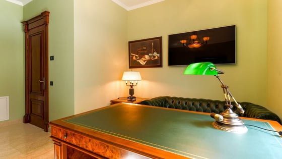 Unique luxury villa with pool and panoramic view in Icici, O, picture 12
