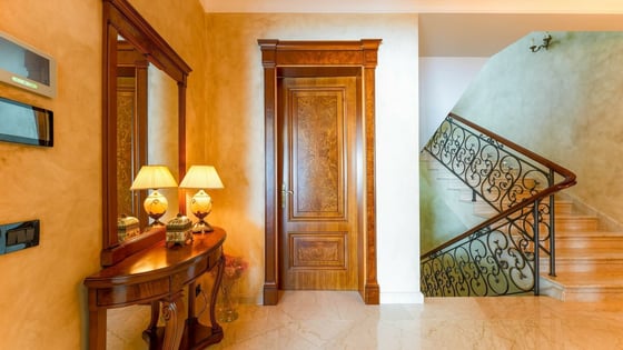 Unique luxury villa with pool and panoramic view in Icici, O, picture 10