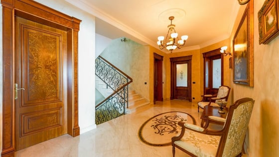 Unique luxury villa with pool and panoramic view in Icici, O, picture 9
