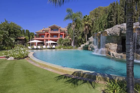 Unique Frontline Beach Paradise Mansion Villa In Marbella., picture 2