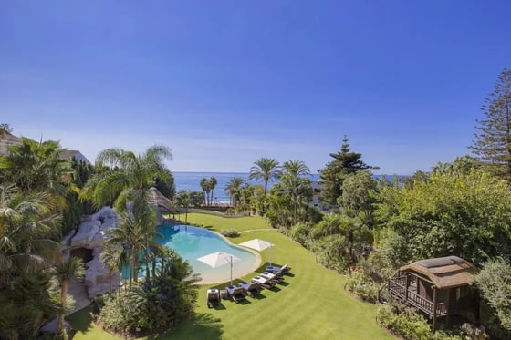 Unique Frontline Beach Paradise Mansion Villa In Marbella., picture 6