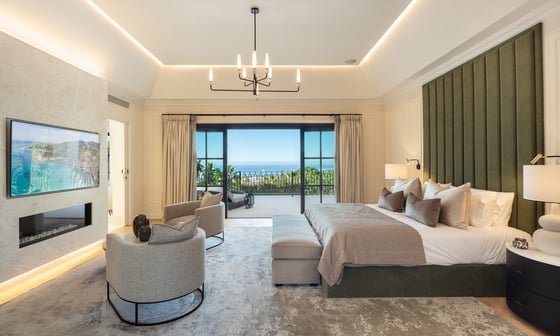 Modern Andalusian Villa in Sierra Blanca with Sea Views, picture 11