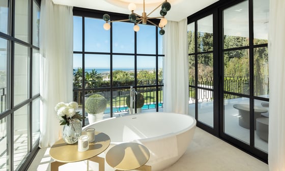 Modern Andalusian Villa in Sierra Blanca with Sea Views, picture 12