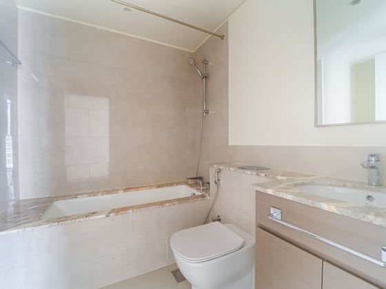Motivated Seller | Burj-Fountain View | Best layout, picture 10