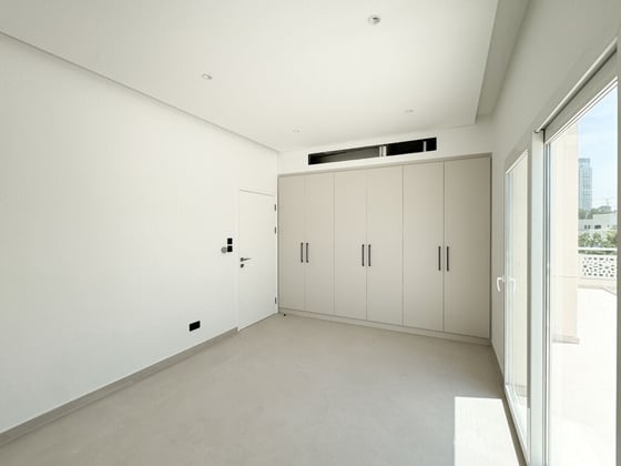 High-end Finish | Private Pool | Lake Backing, picture 11