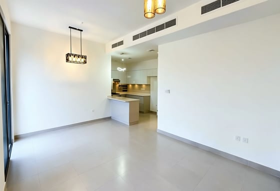 Vacant | Well Maintained | Internal Road, picture 3