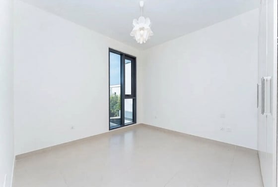Vacant | Well Maintained | Internal Road, picture 6