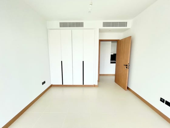 Chiller Free | Marina View | Available.., picture 21