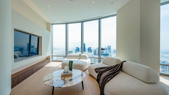 Sky-High Luxury | Fully Furnished | Prime Downtown Living, picture 10
