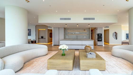 Sky-High Luxury | Fully Furnished | Prime Downtown Living, picture 8