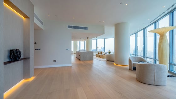 Sky-High Luxury | Fully Furnished | Prime Downtown Living, picture 14