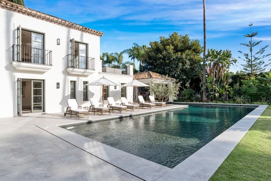A refined villa in Marbella with a family focused layout, picture 2