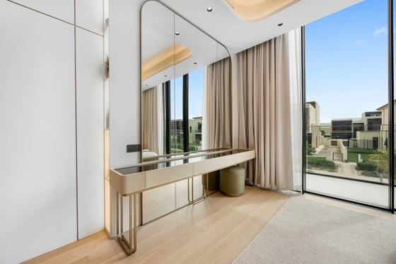 Bespoke Dubai Hills Villa with Pool and Terrace, picture 18