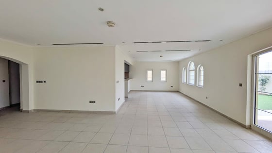Single Row | Ready to move-in now | Spacious, picture 5