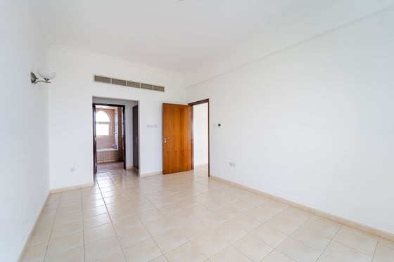 Garden Hall | Standard Layout | Vacant Now, picture 10