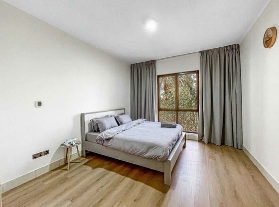 Burj Khalifa View | Semi Upgraded | Furnished, picture 8