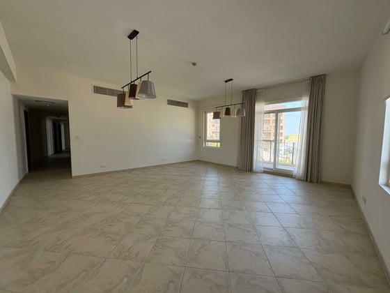 Vacant Unit | Large Layout | Call Now..., picture 2