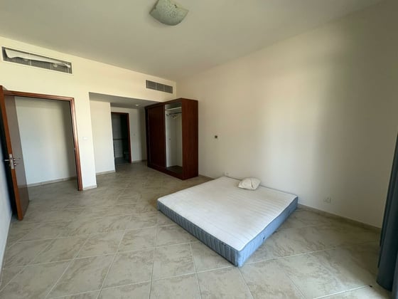 Vacant Unit | Large Layout | Call Now..., picture 4