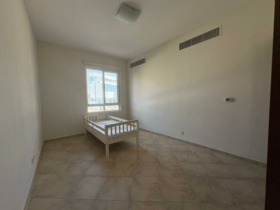Vacant Unit | Large Layout | Call Now..., picture 9