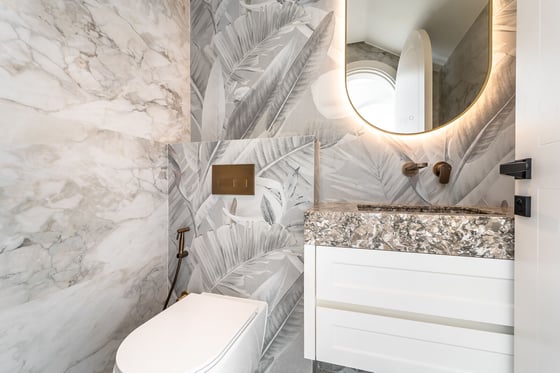 Fully Renovated | 5 En-Suite Bedrooms | Negotiable, picture 18