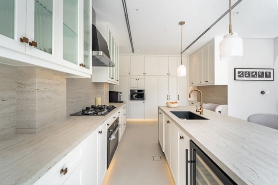 Fully Renovated | 5 En-Suite Bedrooms | Negotiable, picture 15