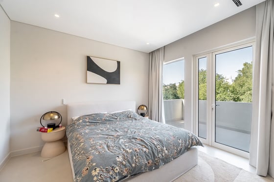 Fully Renovated | 5 En-Suite Bedrooms | Negotiable, picture 24