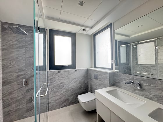 Ready to Move | Large Corner Plot | Private Pool, picture 16
