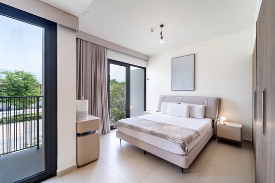 Best Location in Community| Upgraded| Single Row, picture 11