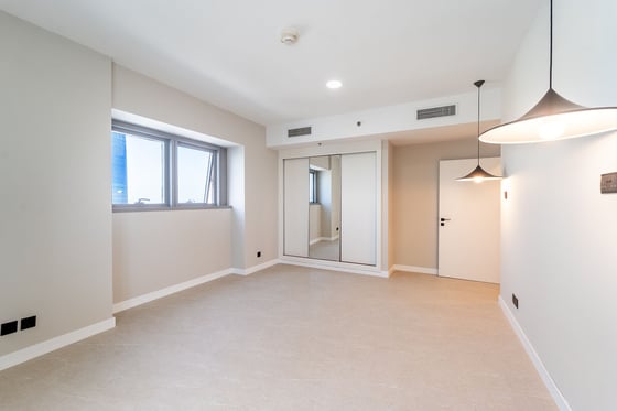 Sea View | Fully Upgraded | Extra Room.., picture 11