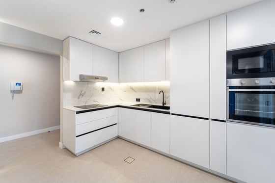 Sea View | Fully Upgraded | Extra Room.., picture 6
